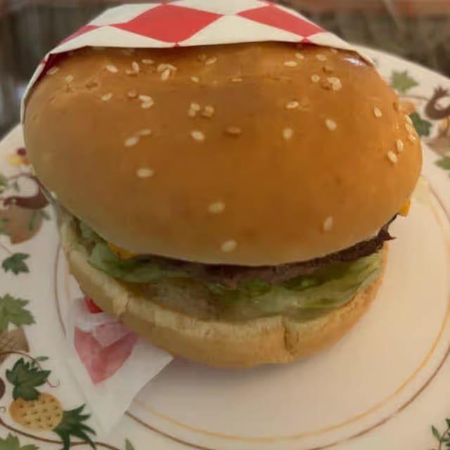 KB Burger.